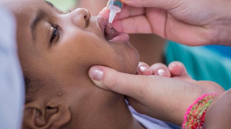 Cotia na Campanha Nacional de Vacinação contra Pólio e na Multivacinação de Crianças e Adolescentes