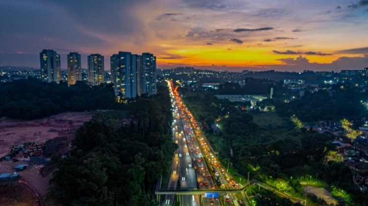 Feriado de Tiradentes: cerca de 1,6 milhão de veículos devem passar pela Castello Branco