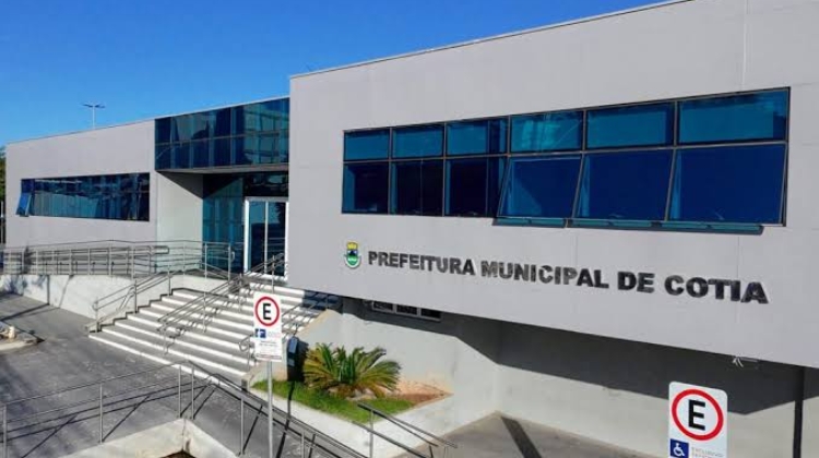 Prefeitura de Cotia promove mudanças em nove secretarias
