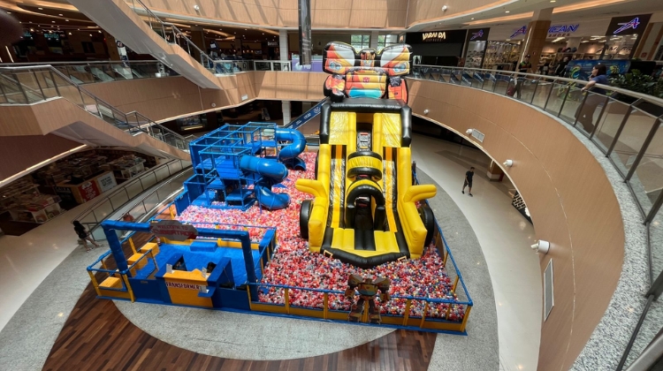 Parques dos Transformes e Brincadeira de Criança no Shopping Granja Vianna